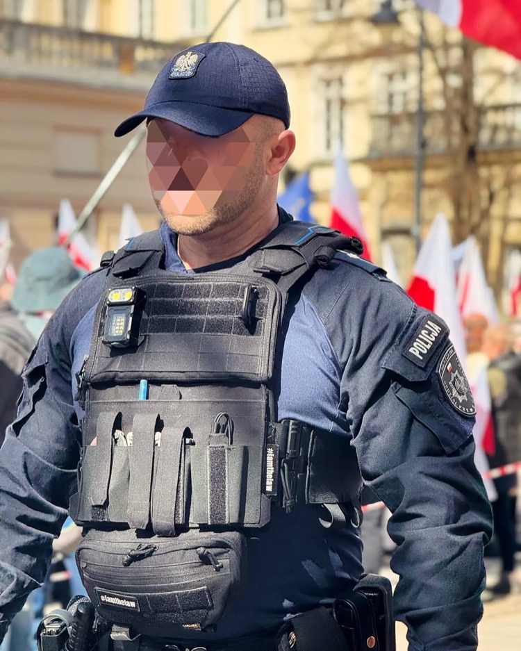 実物コンバットシャツ 黒装備