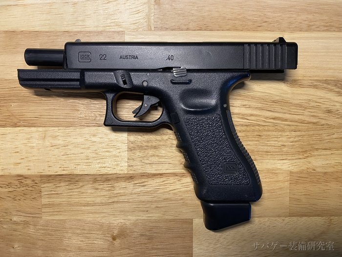 グロック22の.40刻印スライドとアウターバレル